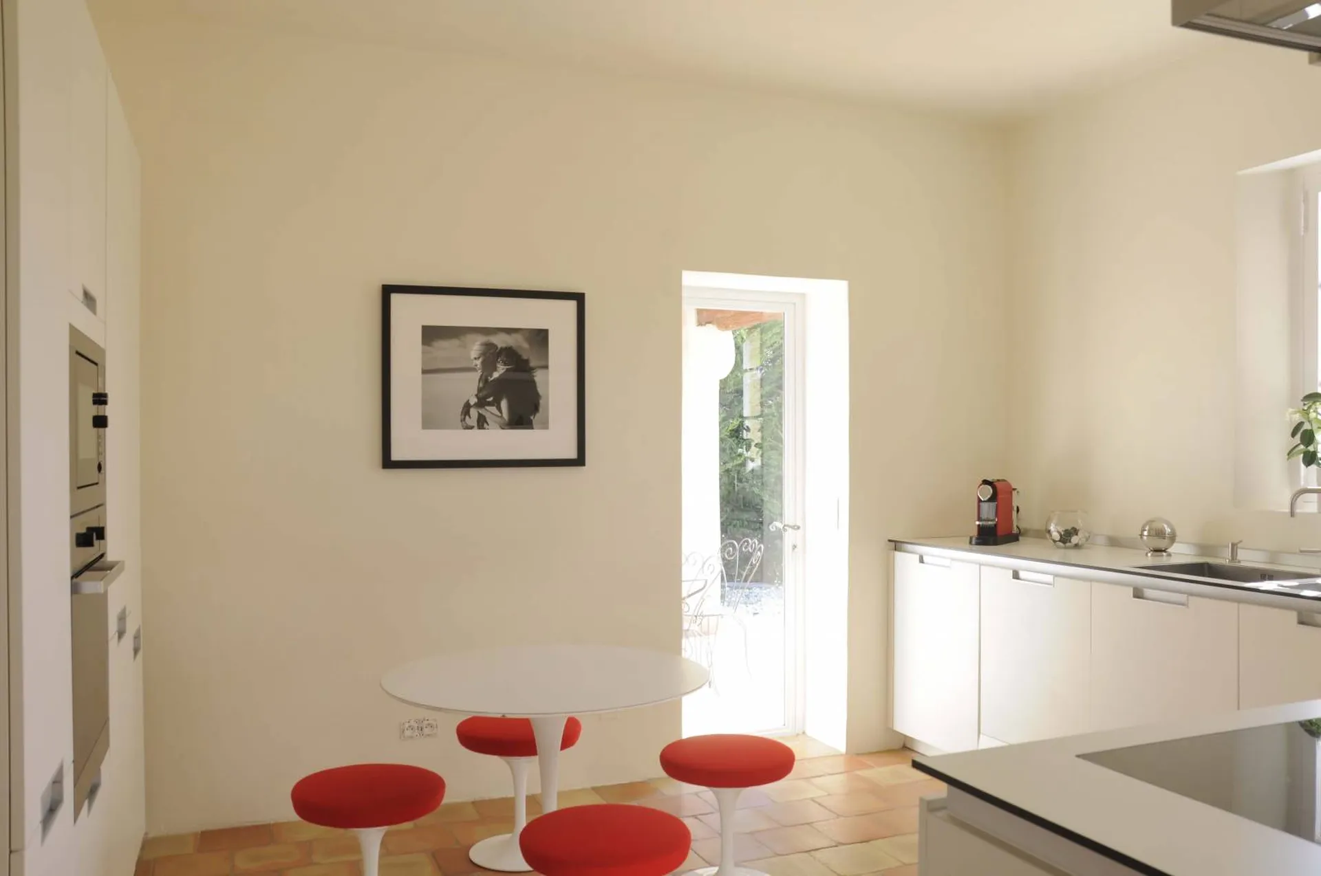 Construction d'un mas avec cuisine fermée 