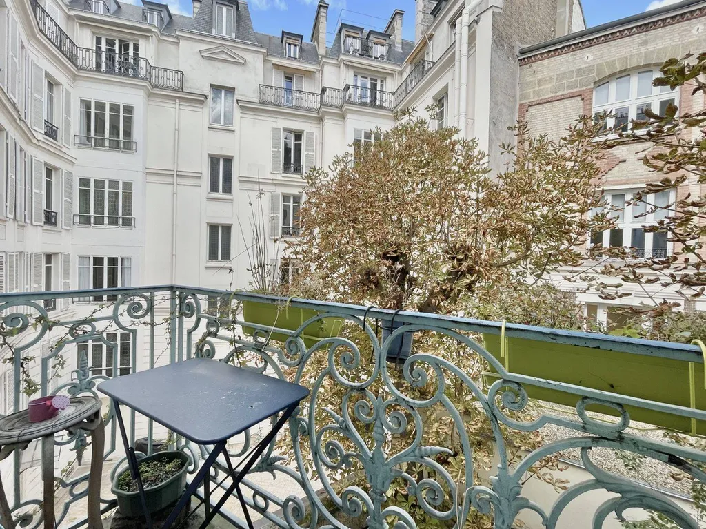 Appartement à vendre 61 m2 - Pl. St Ferdinand 75017 Paris