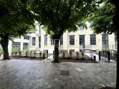 A vendre maison 204,10 M2  jardin et terrasse à Saint-Germain-en-Laye , RER A 10 mn.