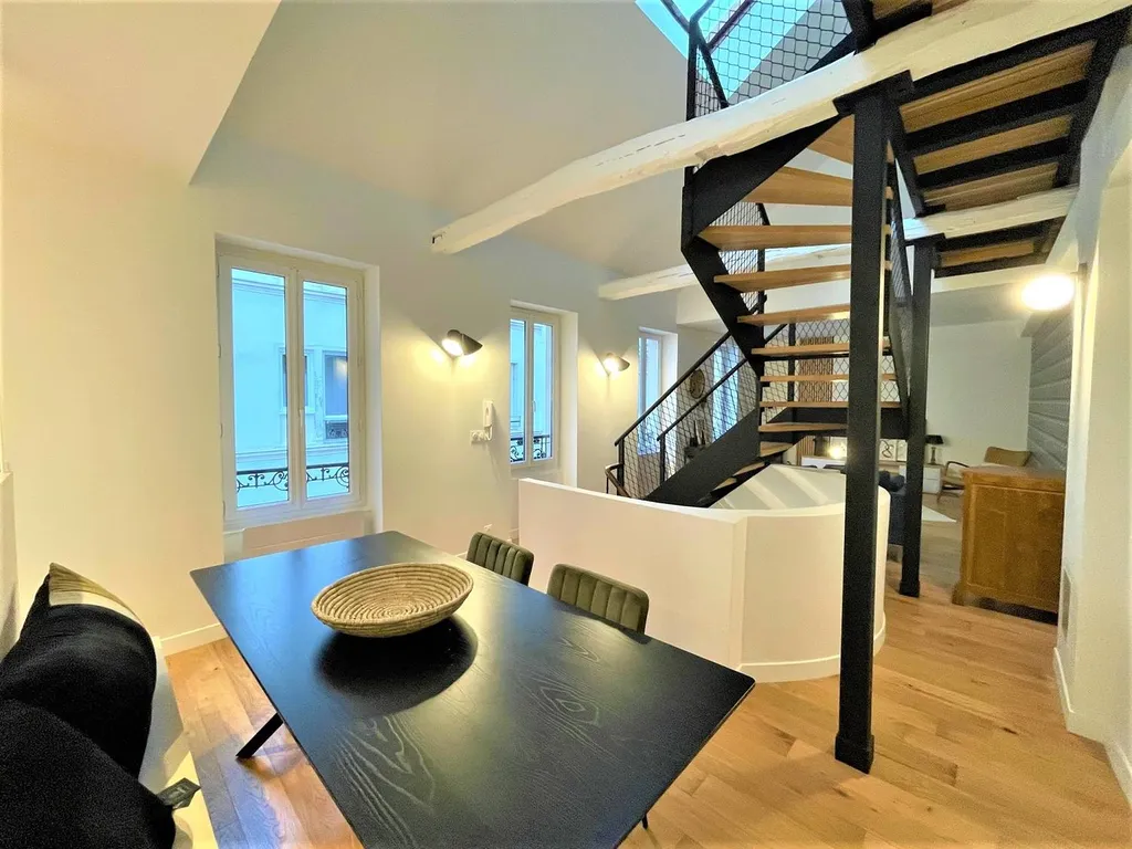 a vendre Loft Metro Louise Michel à Levallois 92300