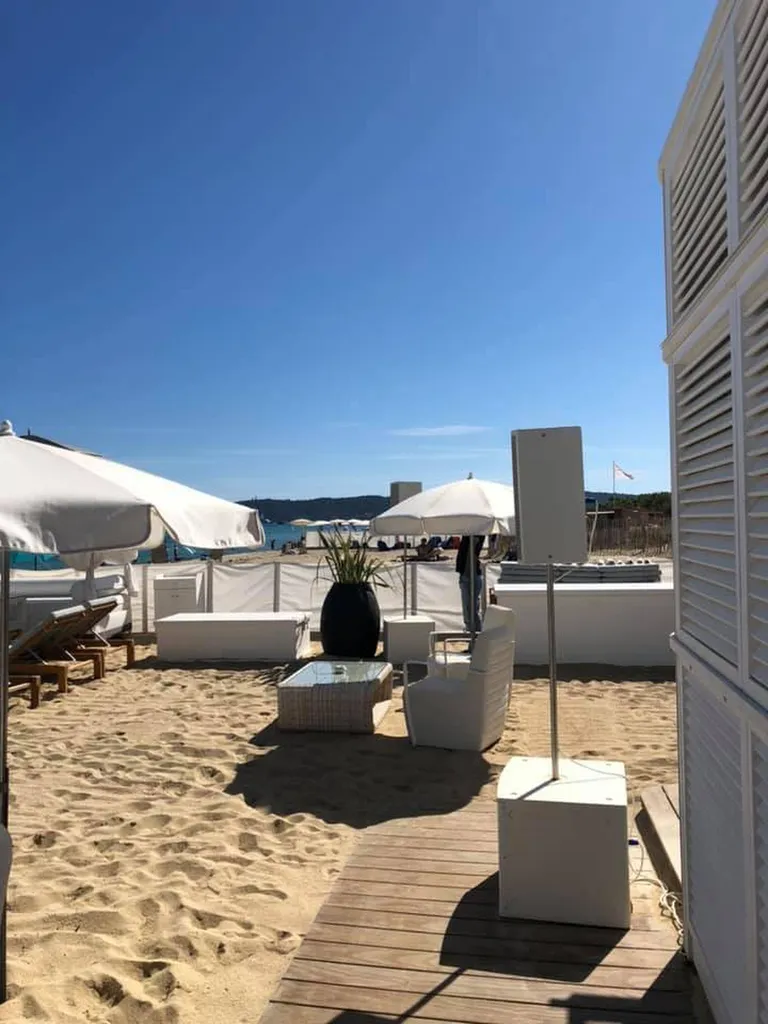 CLUB LES PALMIERS A RAMATUELLE