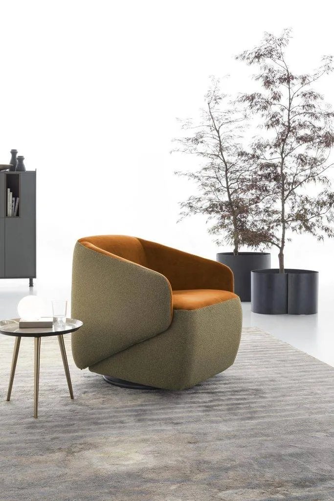 Fauteuil pivotant orange design en tissu à hyères près de Grand Var