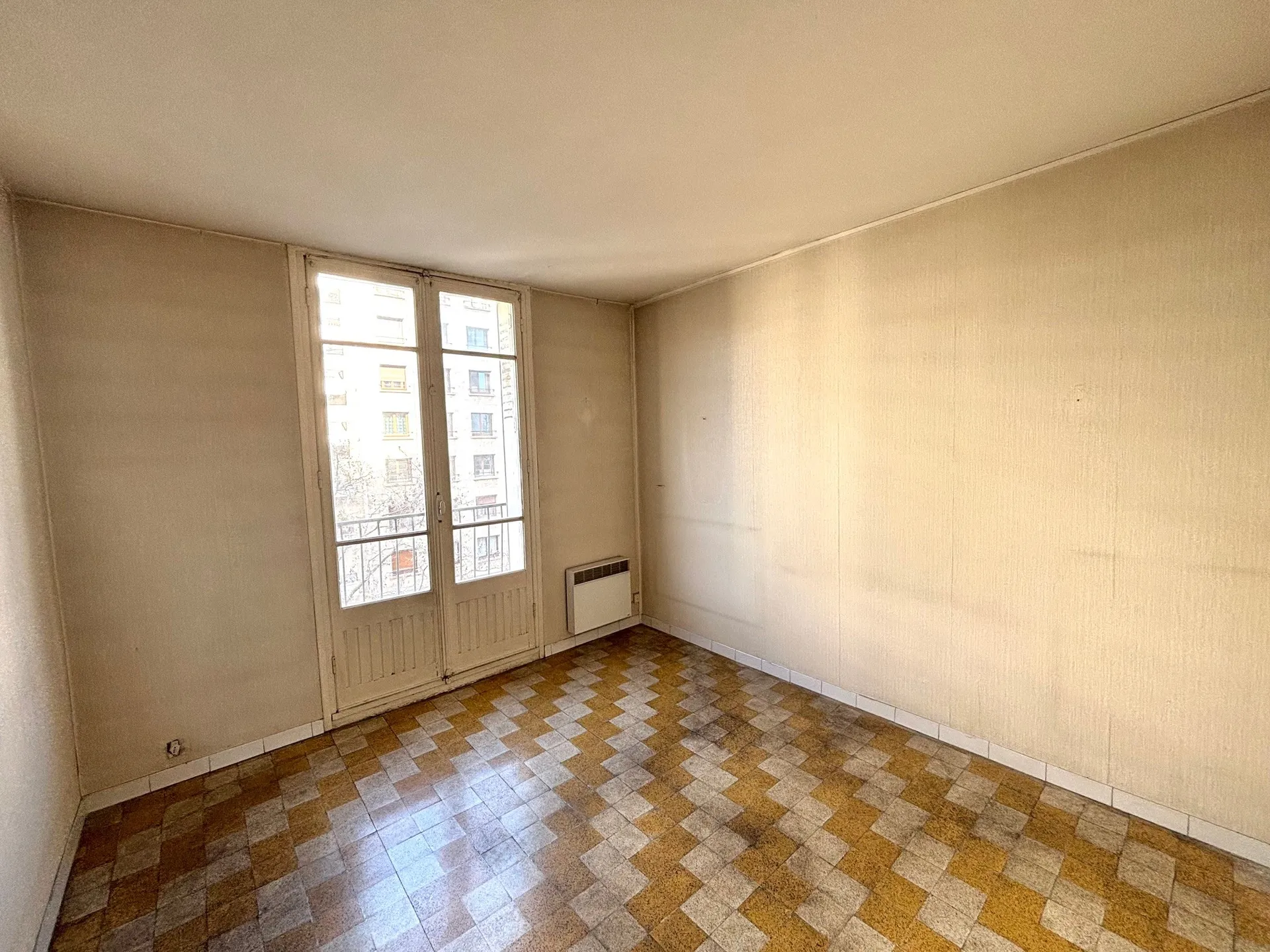 Type 3 avec cave, balcon et ascenseur