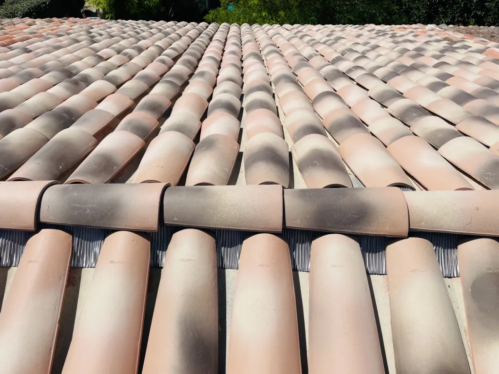 pose de tuile les Milles 13290