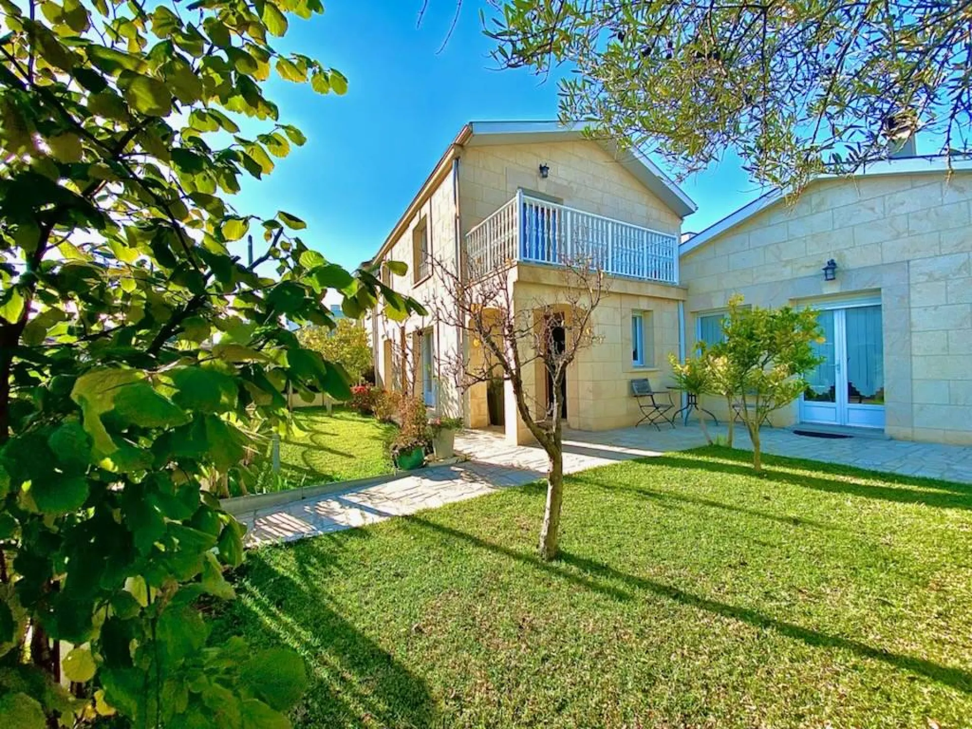 A vendre Maison rénovée Le Bouscat