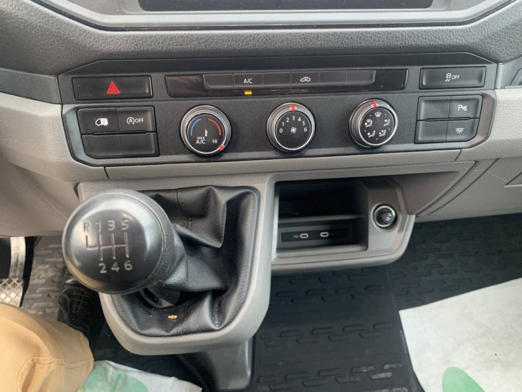 Volkswagen d'occasion Crafter boite manuelle proche de Yvetot