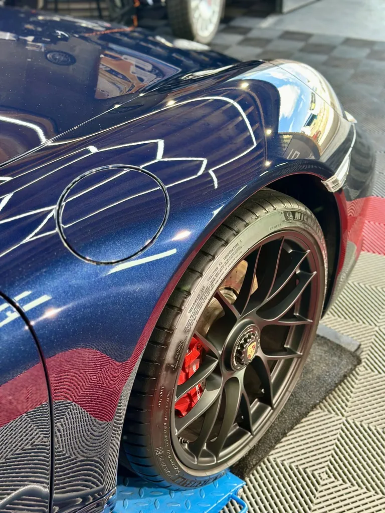 Traitement céramique lyon protection carrosserie dans l’ouest lyonnais spécialiste Porsche 
