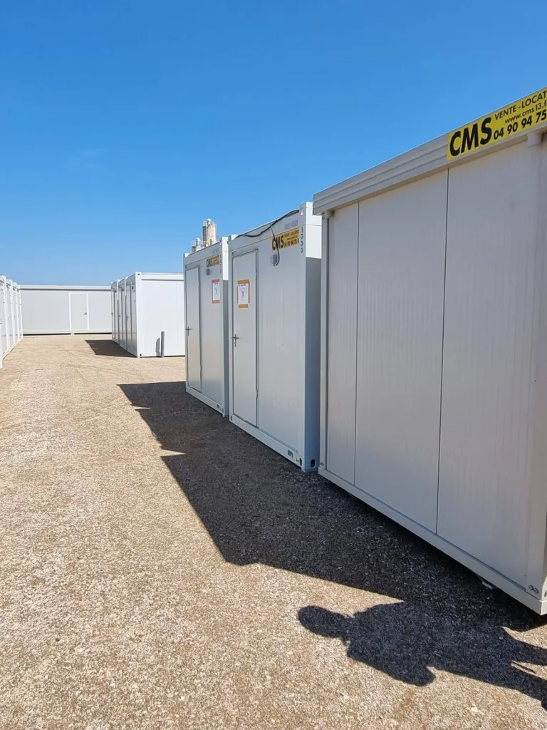 Location structure modulaire pour base vie durant un chantier Bouygues à Istres dans les Bouches du Rhône
