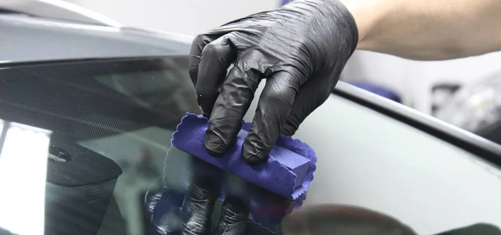 Traitement céramique des surfaces vitrées à Lyon