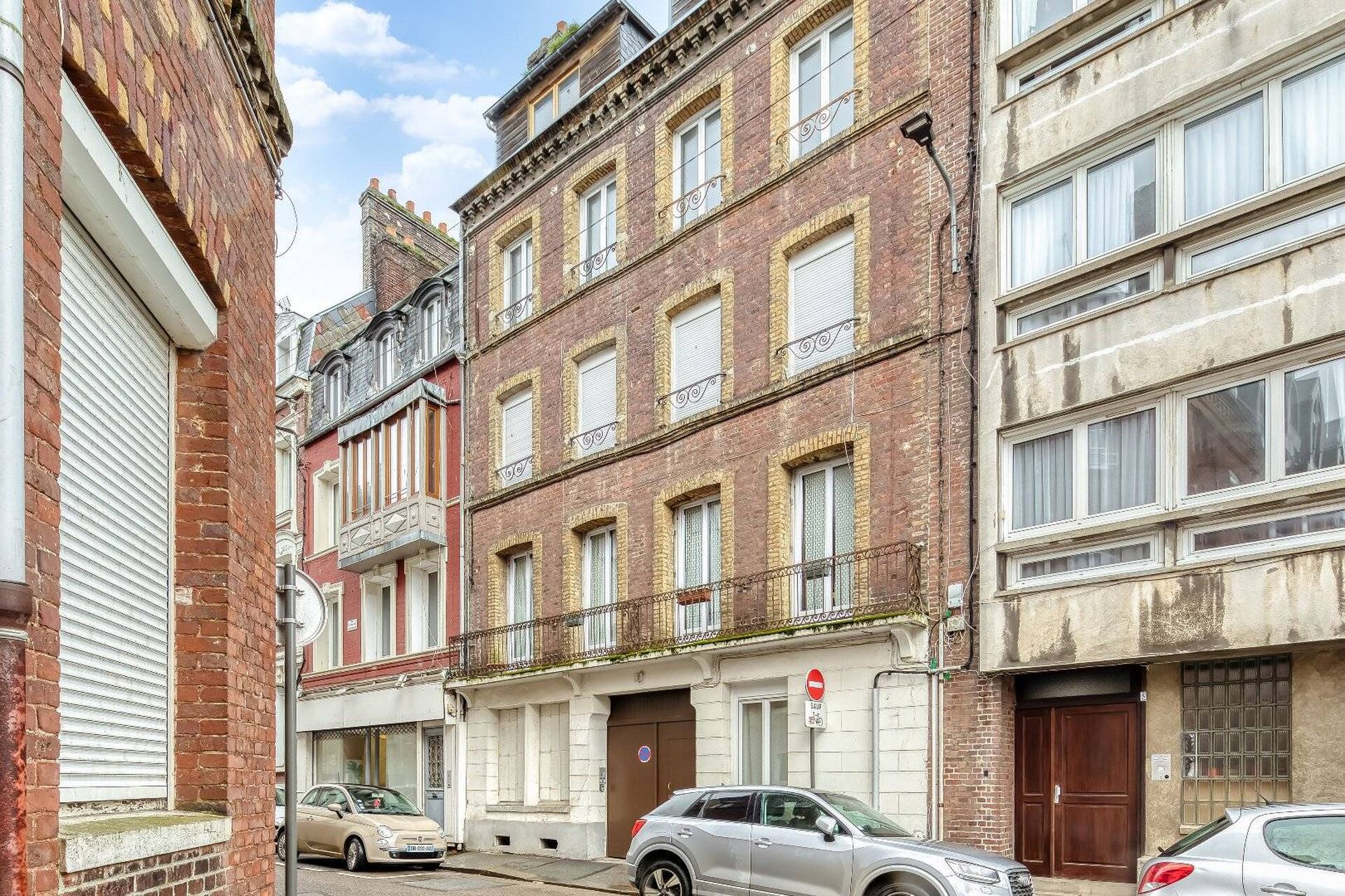 Charmant studio entièrement rénové en 2024 – Dieppe 76200 (Centre-ville / Mairie)