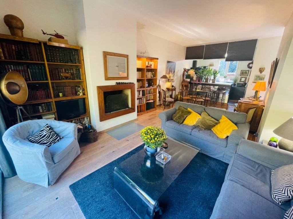 Jolie maison pierre de plain-pied Bordeaux Caudéran Les Orangers 