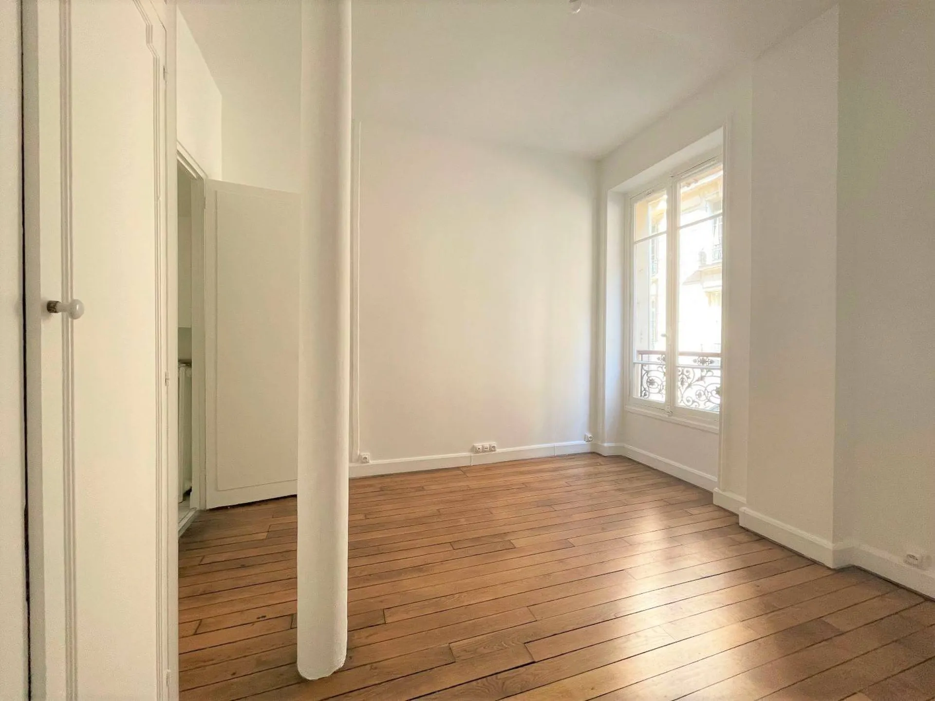 A vendre studio rénové à Paris 75017