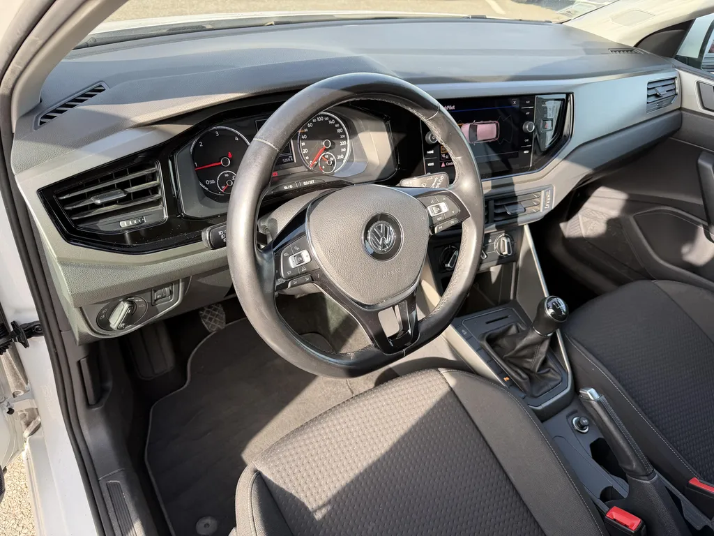 Achat voiture occasion Volkswagen Polo Diesel à deux pas de Port Jérome sur Seine : découvrez cette berline compacte chez Caudebec Automobiles
