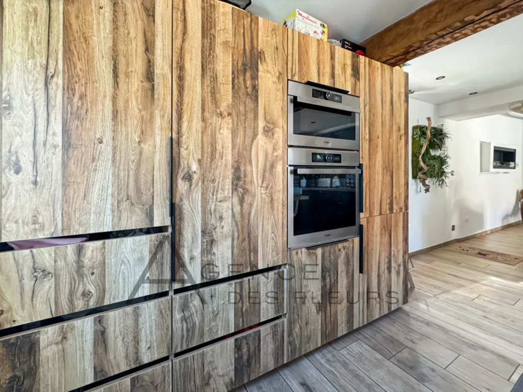 À vendre maison de charme de 104 m² hab. sur 1391m² de terrain située à FRENEUSE