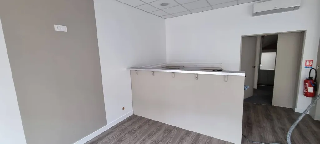 Trouver un peintre professionnel pour un cabinet médical à Beuzeville proche Pont-Audemer