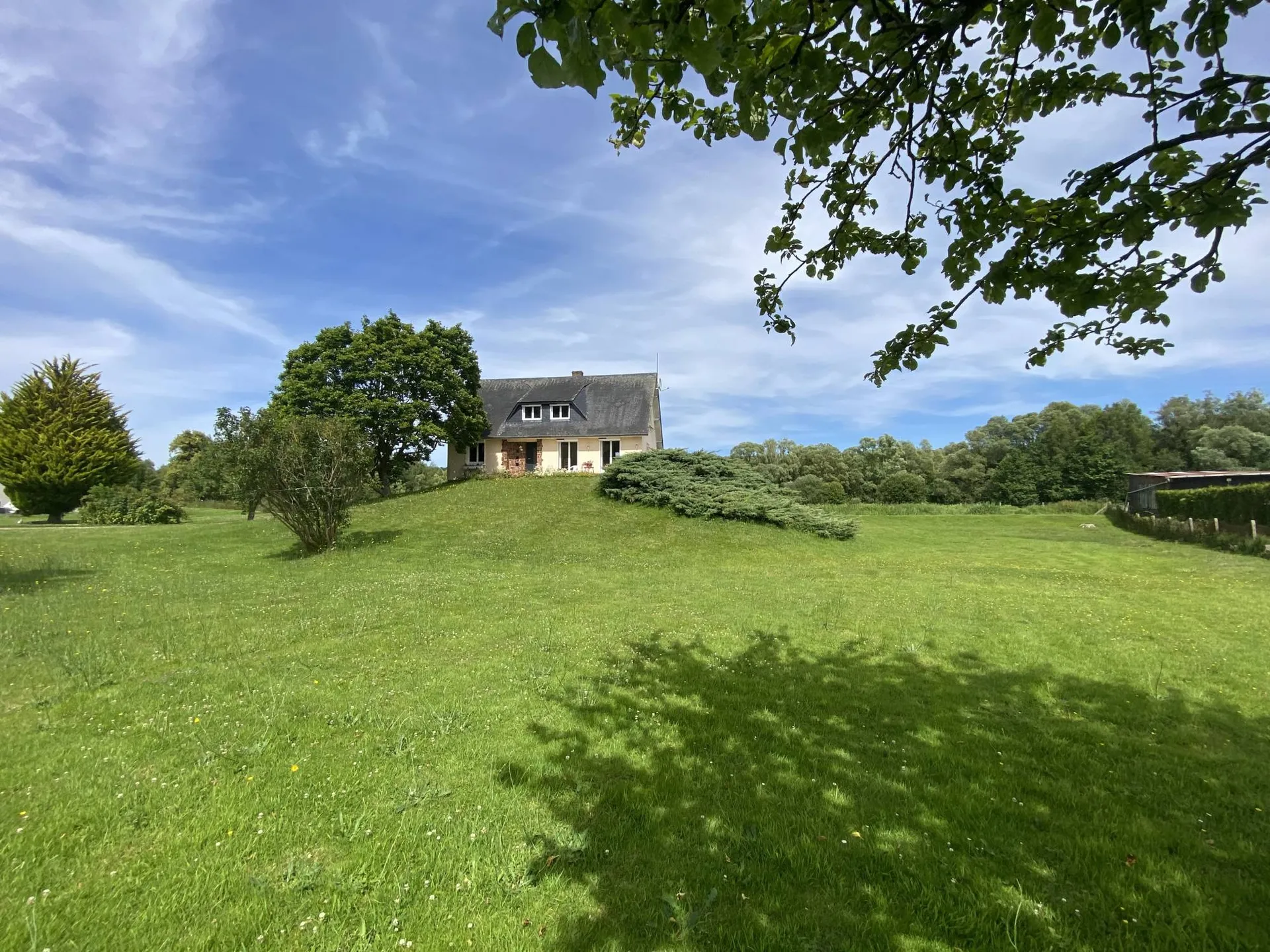 A vendre maison de 117m² avec 4 chambres, terrasse et sous-sol complet