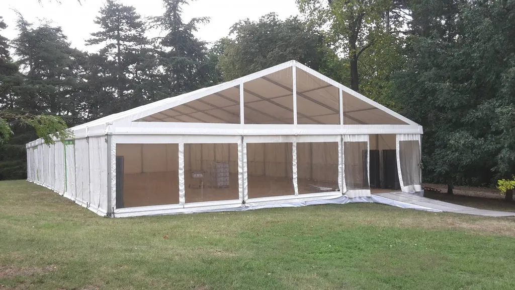 Location Tente et Chapiteau 100% Cristal – Transparence Totale & Design VIP
