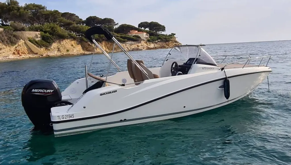 Acheter un bateau d'occasion Toulon Var