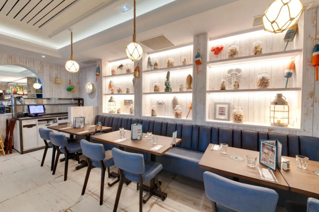 Léon Fish Brasserie Nancy – Restaurant fruits de mer et moules frites dans une ambiance conviviale et marine