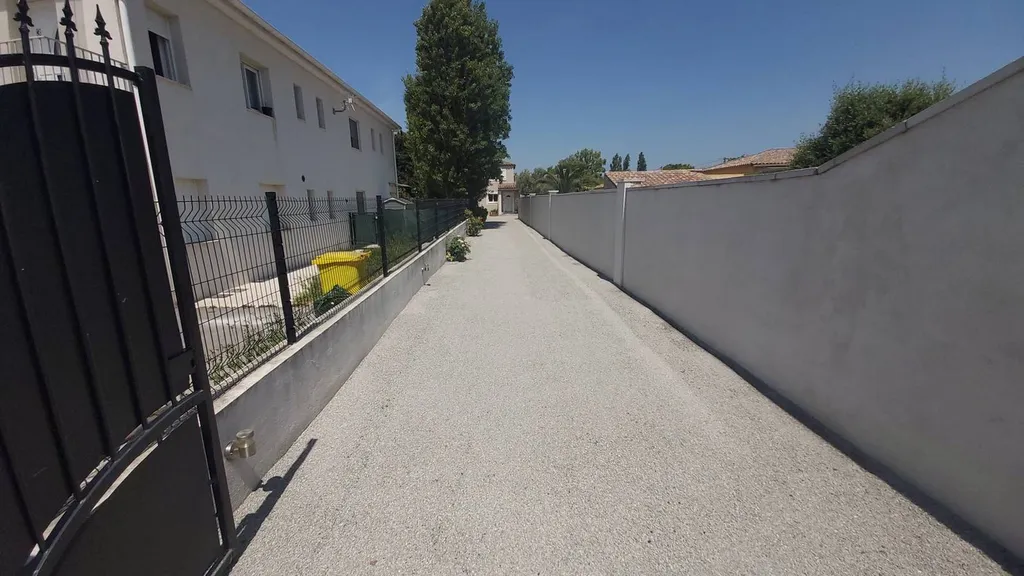 Gravillonnage bicouche à Marignane chez un particulier dans les Bouches du Rhône