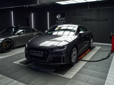 Film de protection PPF XPEL posé avec précision sur cette Audi TT pour une finition invisible et une protection durable.