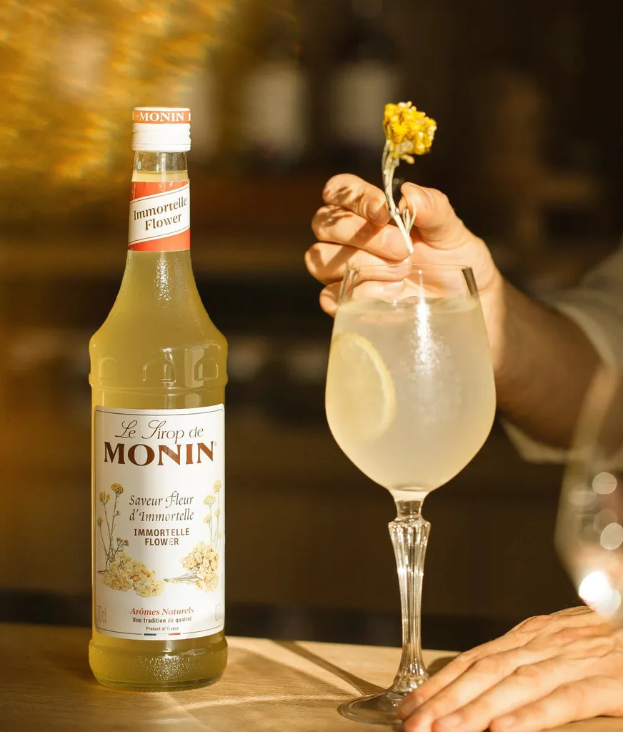 Vente et distribution d'un très Grand choix de sirops et purées de fruits pour vos cocktails à Marseille et Aix-en-Provence