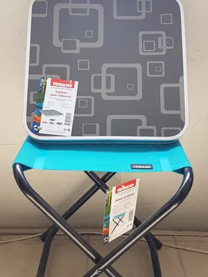 table d'appoint a lancon de provence 13680