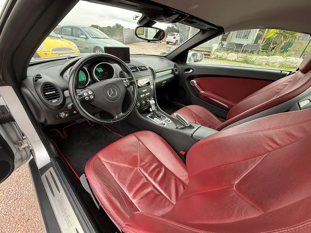 MERCEDES BENZ SLK 300 V6 3.0 L 231CV Cabriolet Boîte Auto
