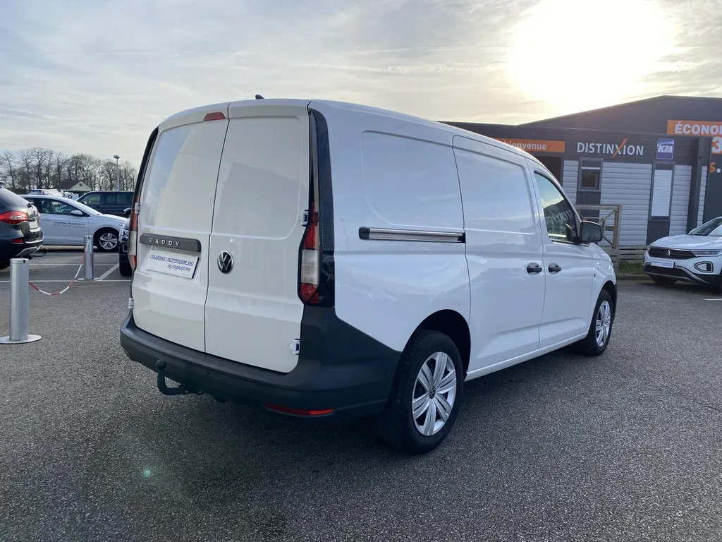 Volkswagen Caddy Maxi Cargo occasion diesel près de Rouen – Utilitaire récent garanti 12 mois
