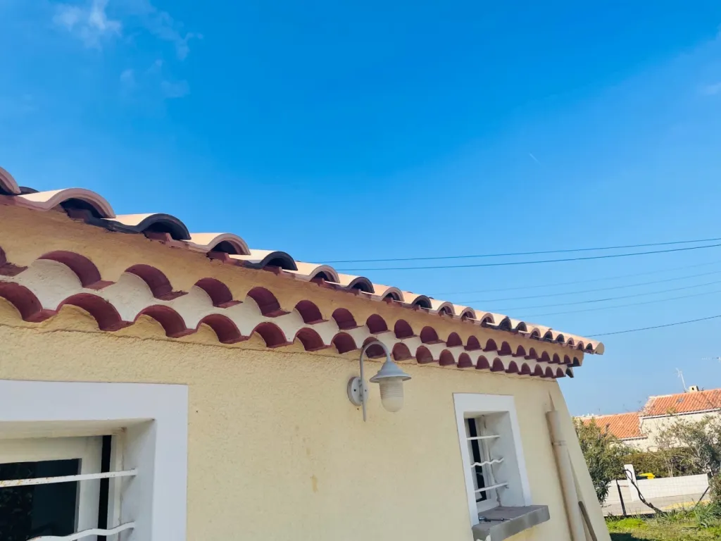 finition enduit sur genoise sur venelles