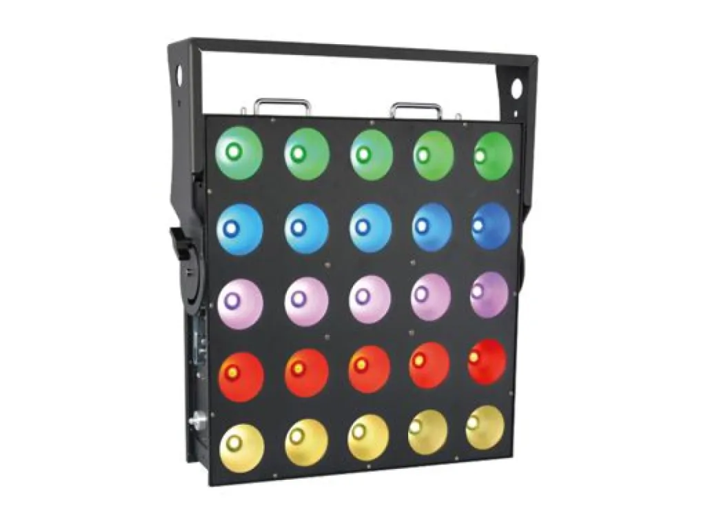 Location d'un effet de lumière à led ELATION CUEPIX PANEL RGB (Blinder)