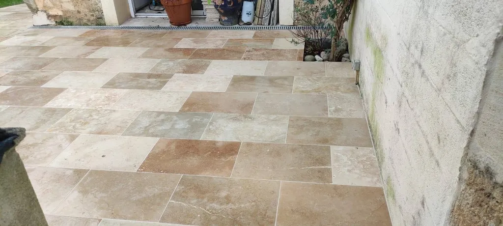 Pose de travertin Mix sur Bordeaux Rive Droite