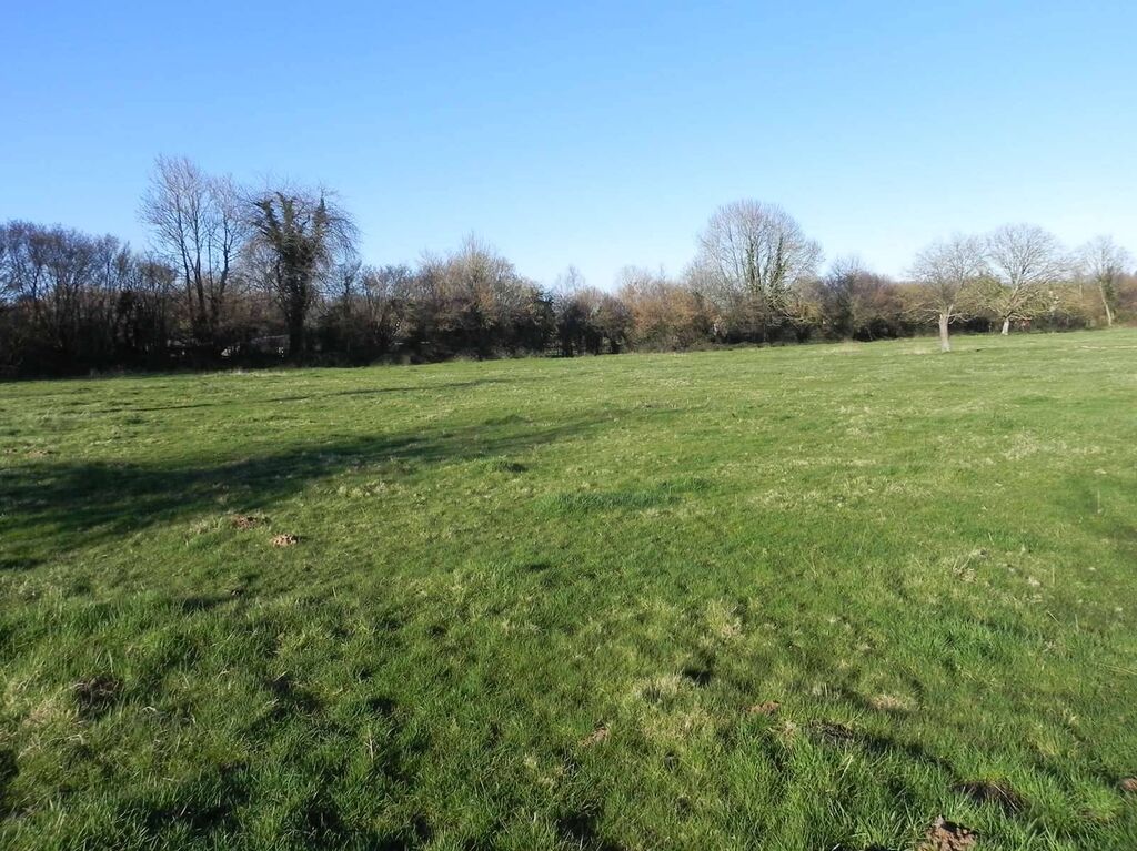 A vendre dans le PAYS D'AUGE (CALVADOS)  Secteur de MOYAUX (14590) Terrain agricole