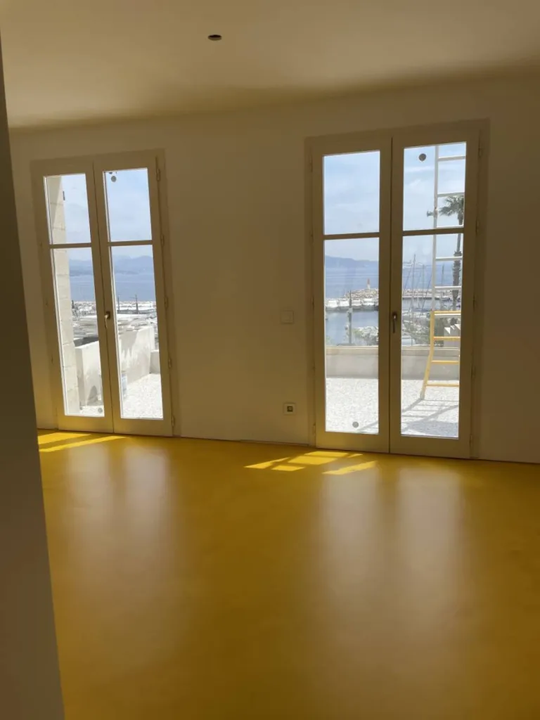 APPLICATION DU BETON DECO TERRE DU MONDE méthode « compagnon » au sol uniquement