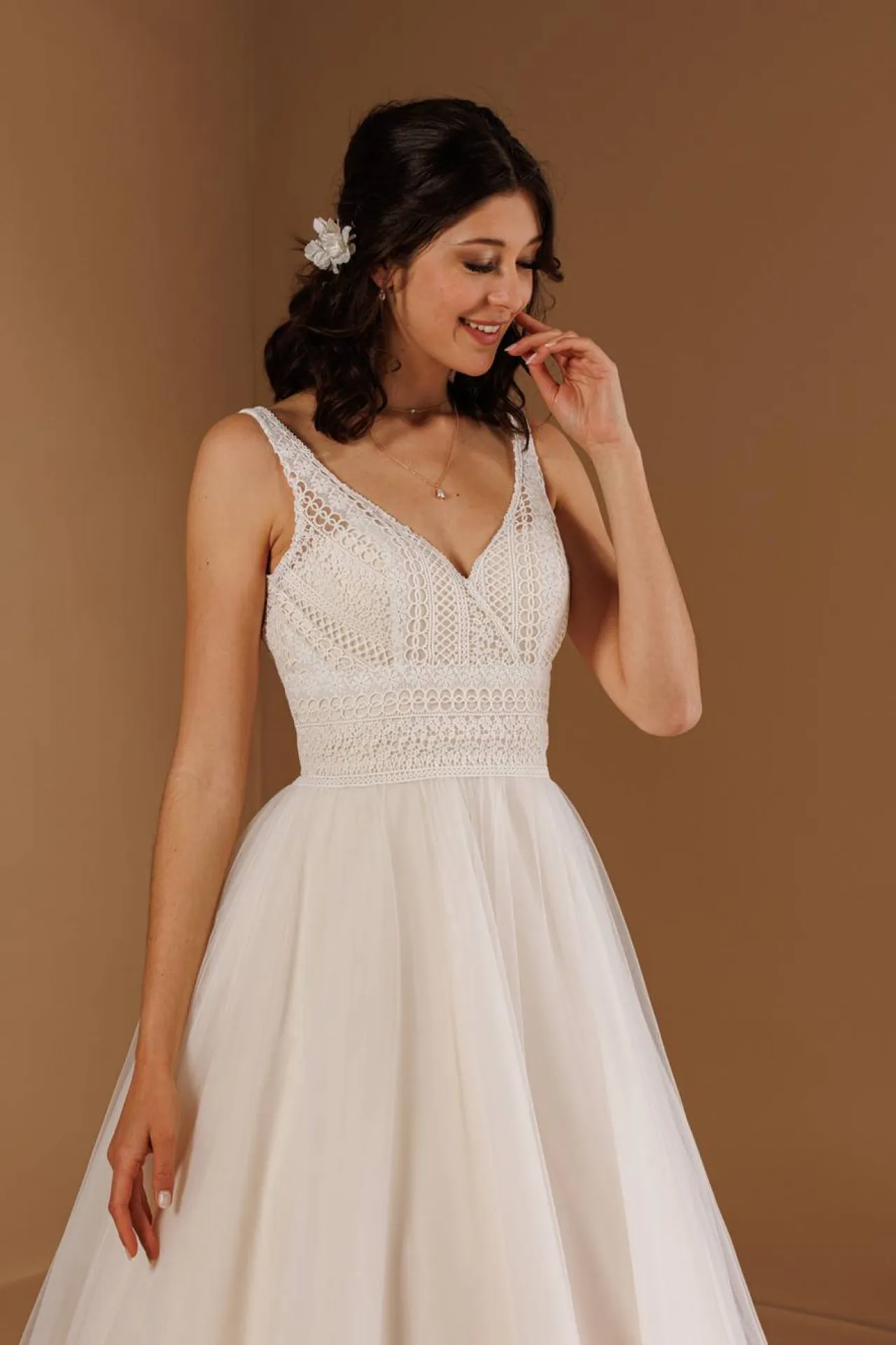 robe de mariée décolleté champêtre proche Avignon