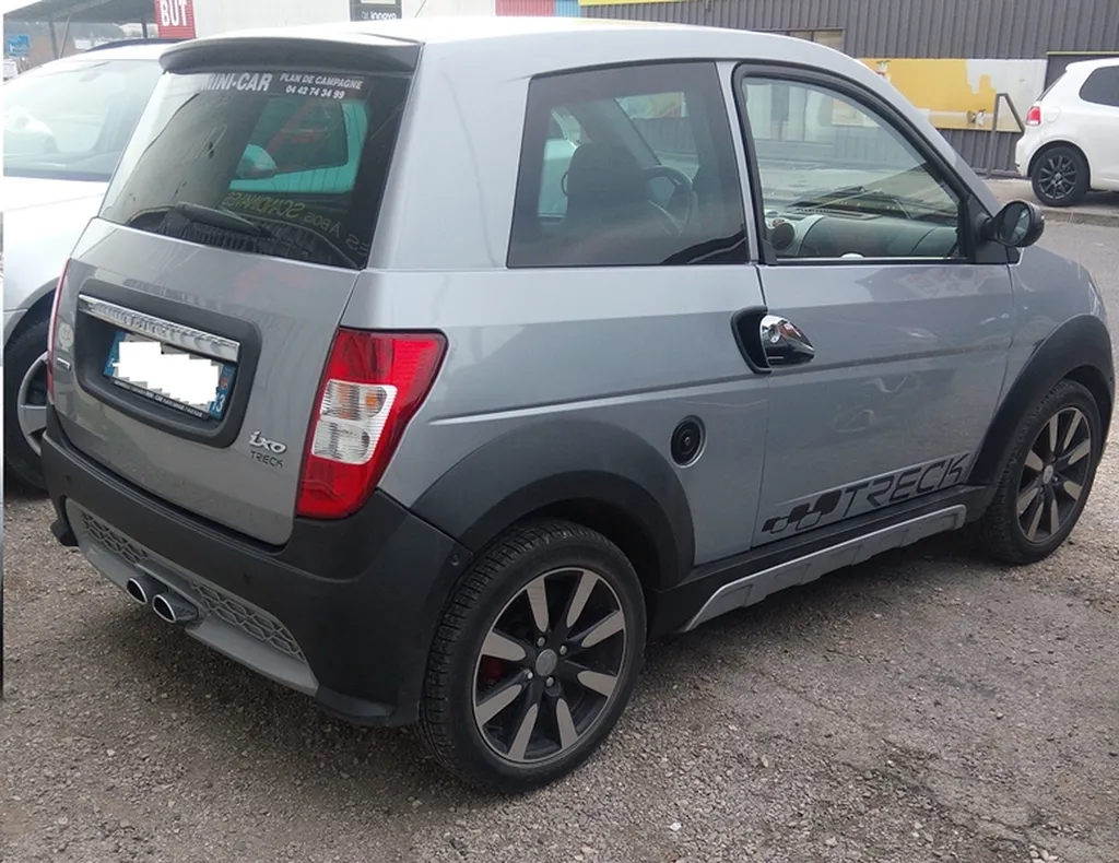 Voiture sans permis Aix en Provence Ligier Ixo Treck DCI