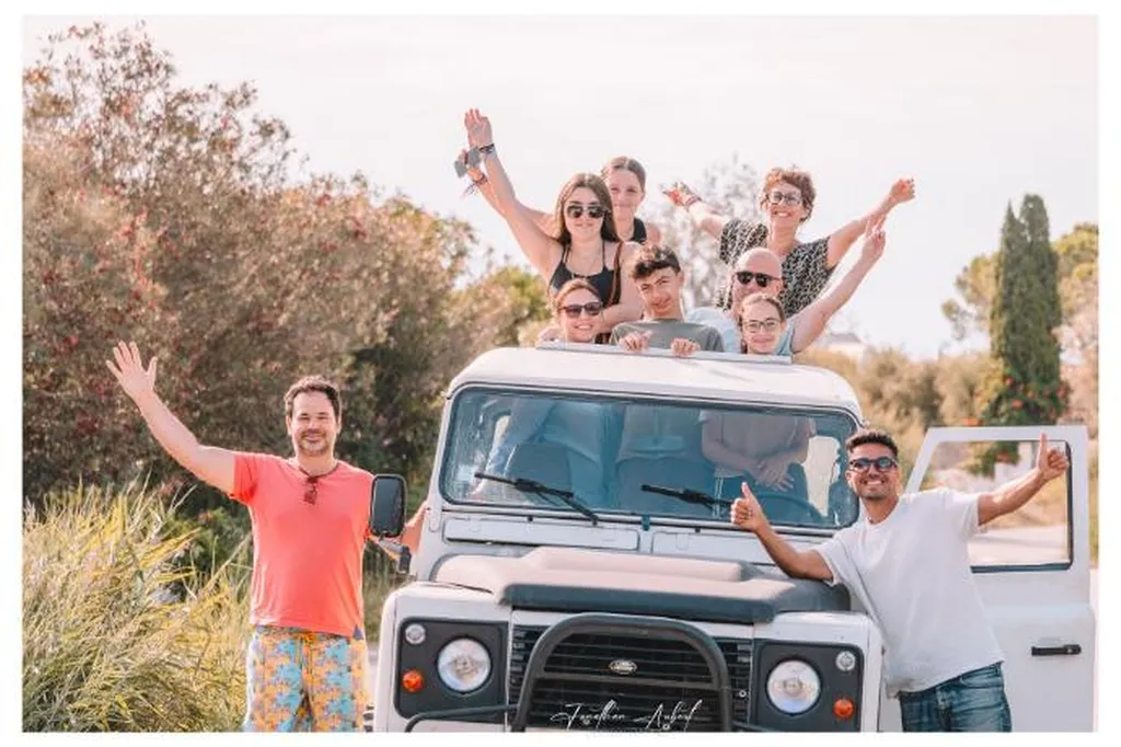 Événement professionnel en 4x4 aux Saintes-Maries-de-la-Mer avec logistique irréprochable et rencontre avec les gardians en Provence-Alpes-Côte d'Azur