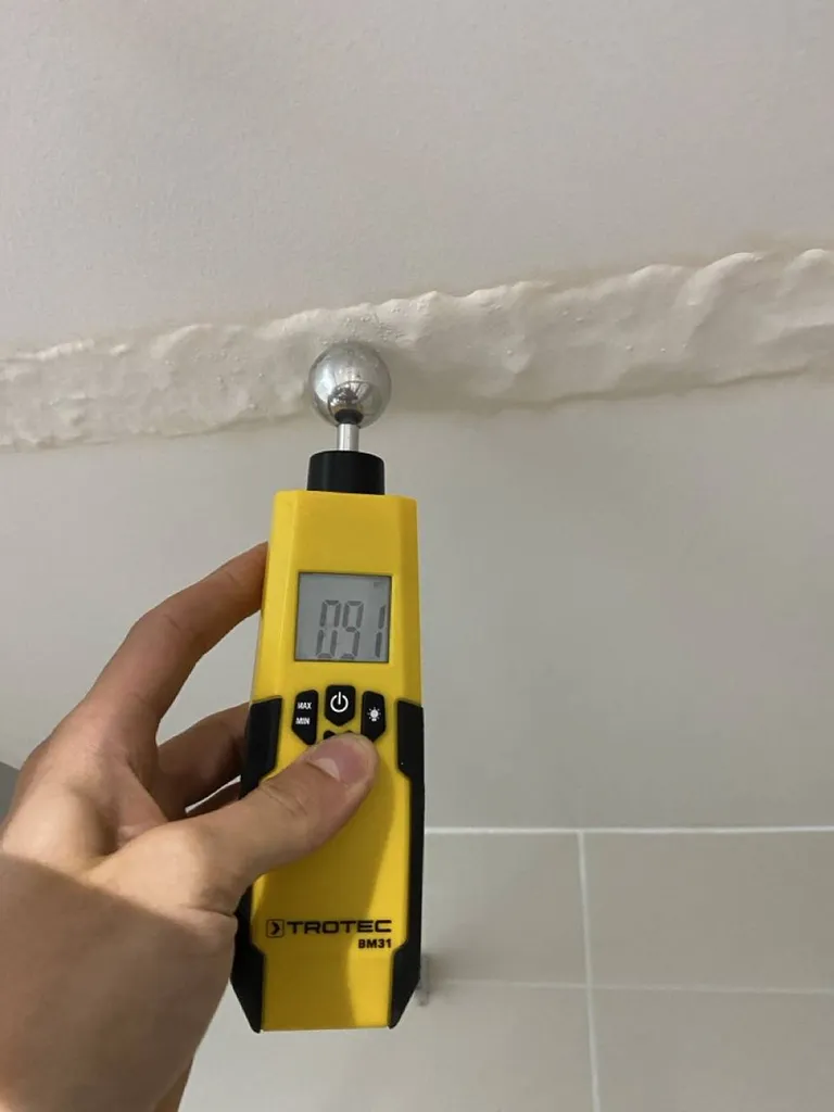 Localisation de fuite d'eau sans destruction à Bandol dans le 83 par un technicien SABACA suite à un dégât des eaux