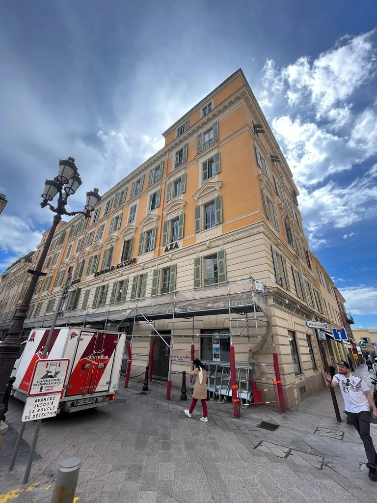 Ravalement du Palais St Dominique à Nice – Façade restaurée dans le Vieux Nice par l’entreprise ROBAT