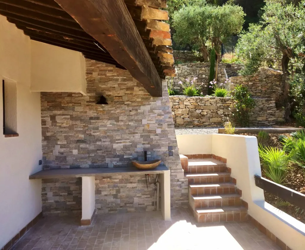 Qu'est-ce que l'architecte Paysagiste, vue par un cabinet d'architecture d'extérieur sur CEYRESTE 13600.