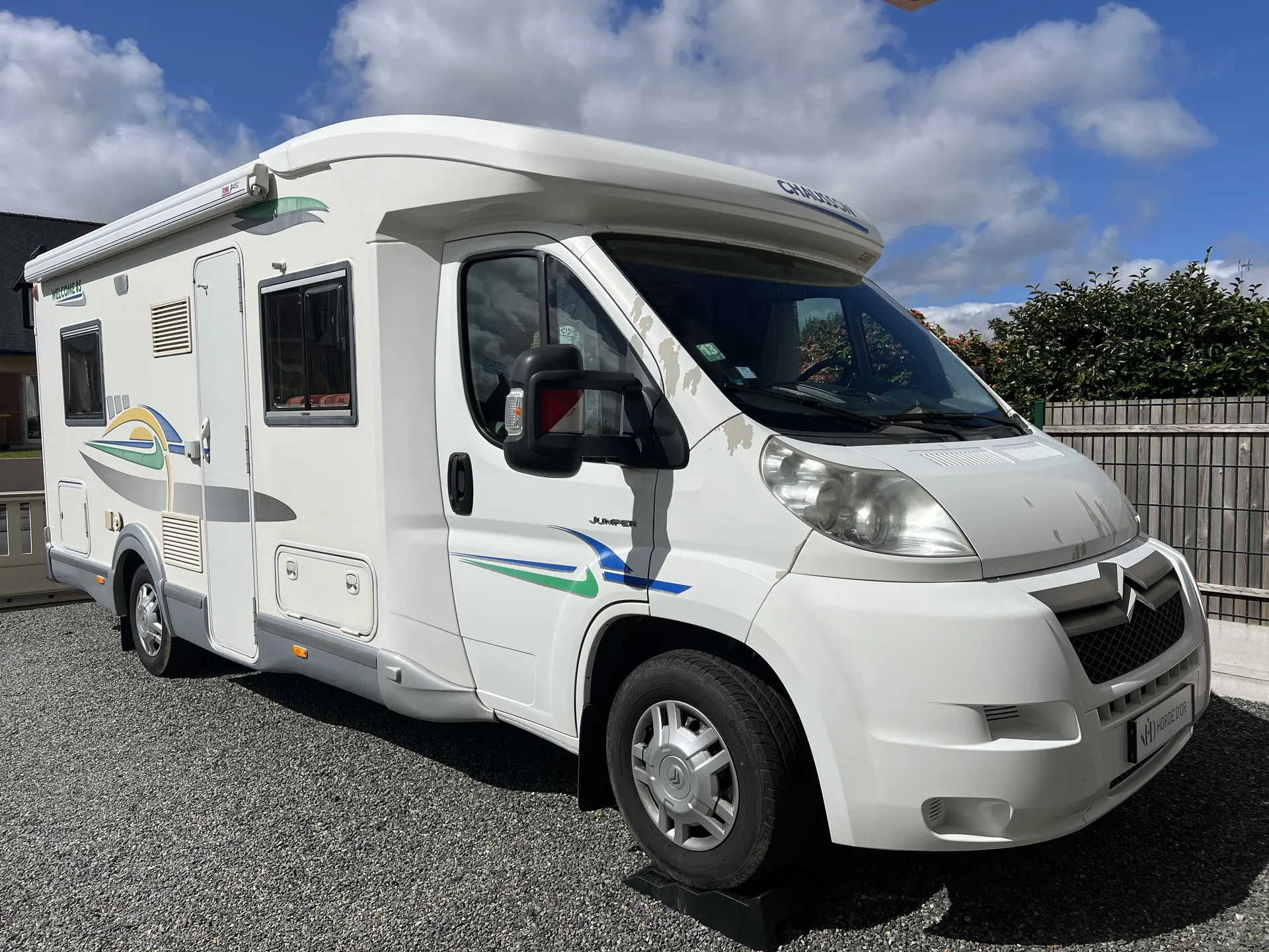 Découvrez ce magnifique profilé Chausson Welcome 85 en très bon état