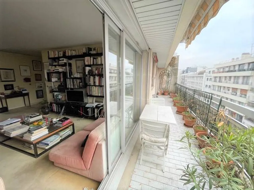 Notre zone d'activité pour ce serviceÀ vendre appartement 4 pièces à rénover proche transports