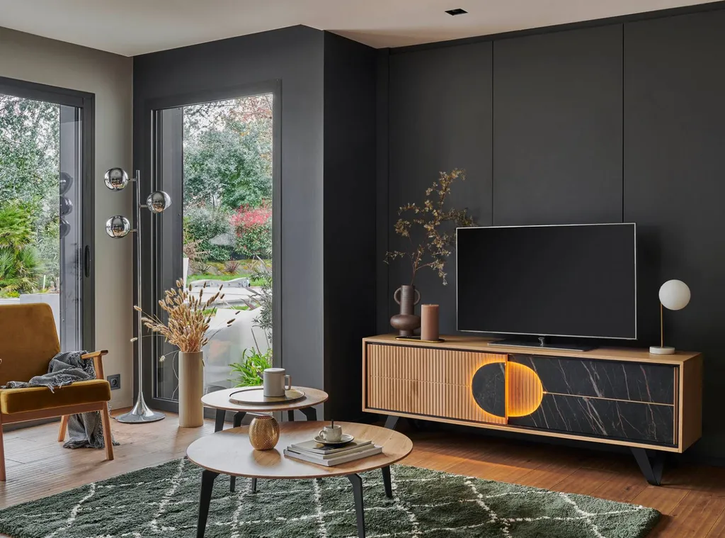 Vente d'une salle à manger complète Francaise avec éclairage SPERE