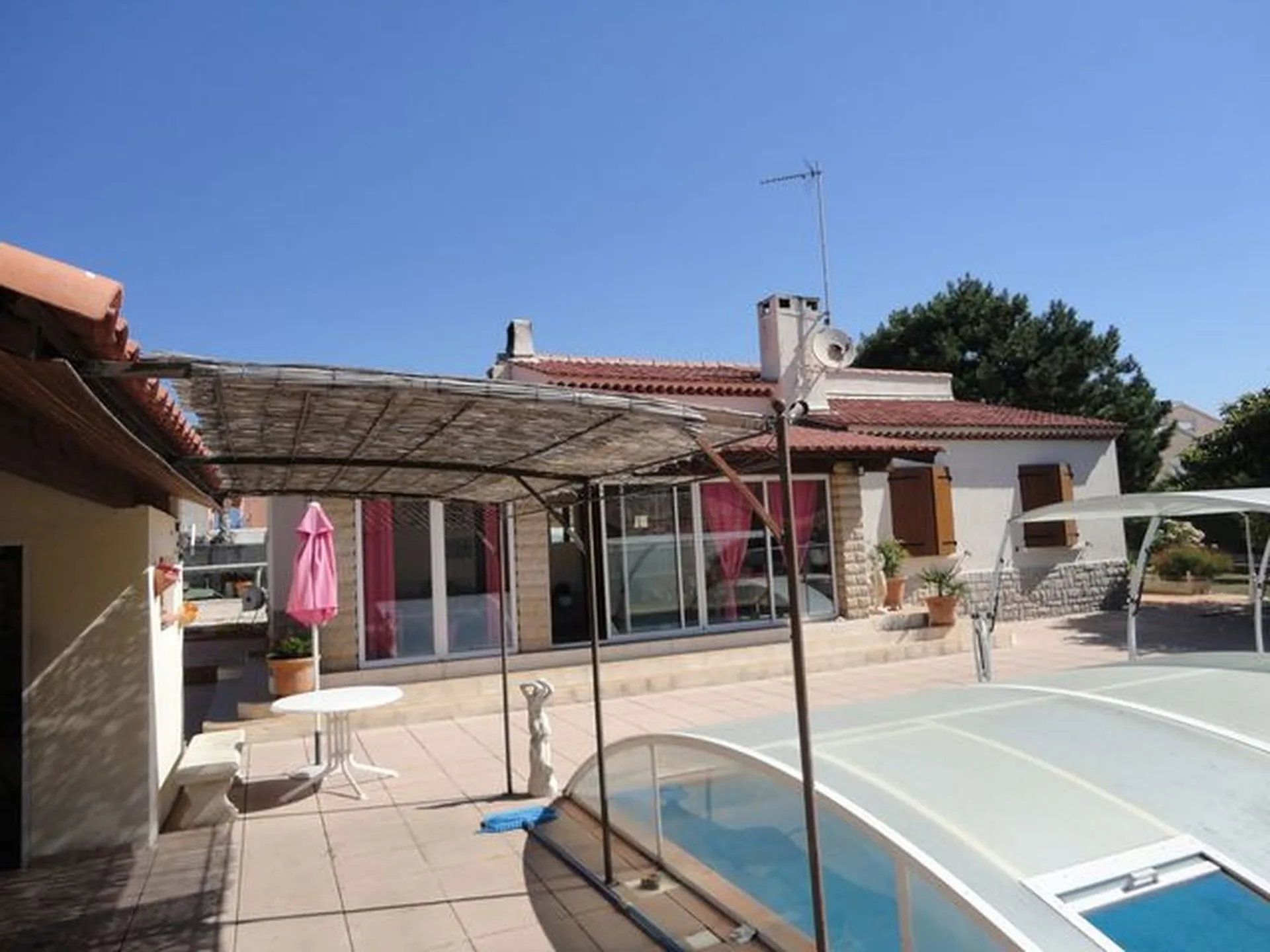 Trouver un bien 3/4 à acheter sur Roquefort La Bédoule proche toutes commodites