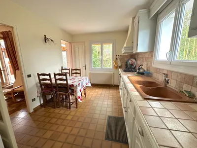 Maison de plain-pied non mitoyenne au calme