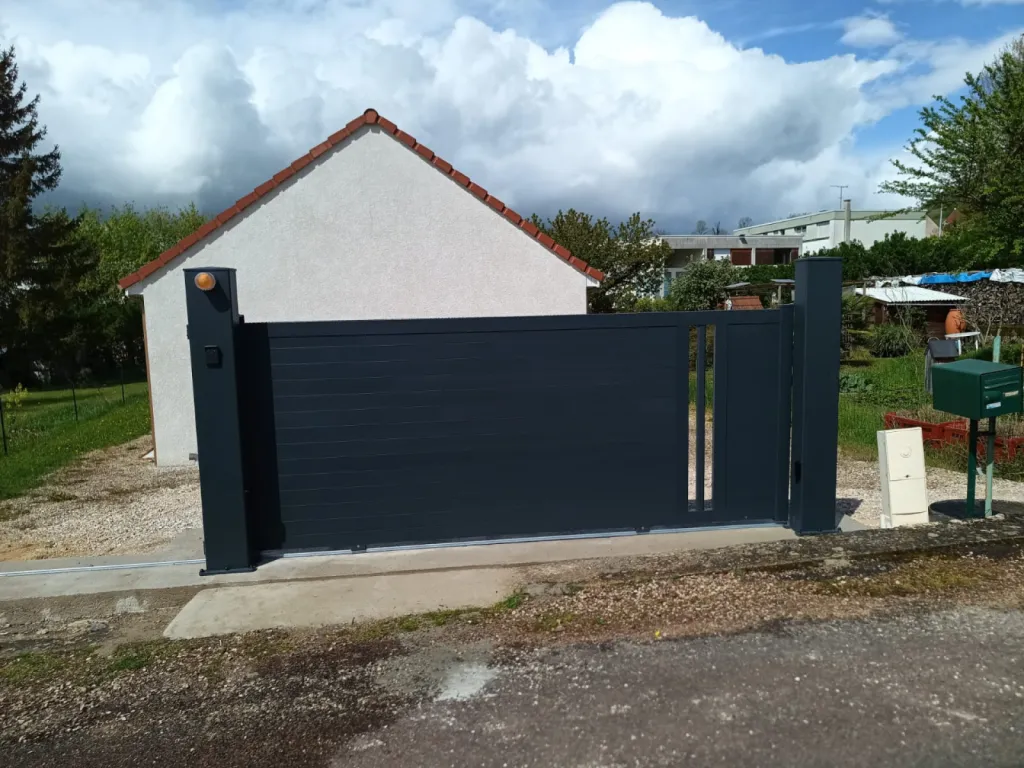 Notre zone d'activité pour ce servicePose de portails PVC à Dole 39100, Jura : solutions économiques et personnalisées – 2026