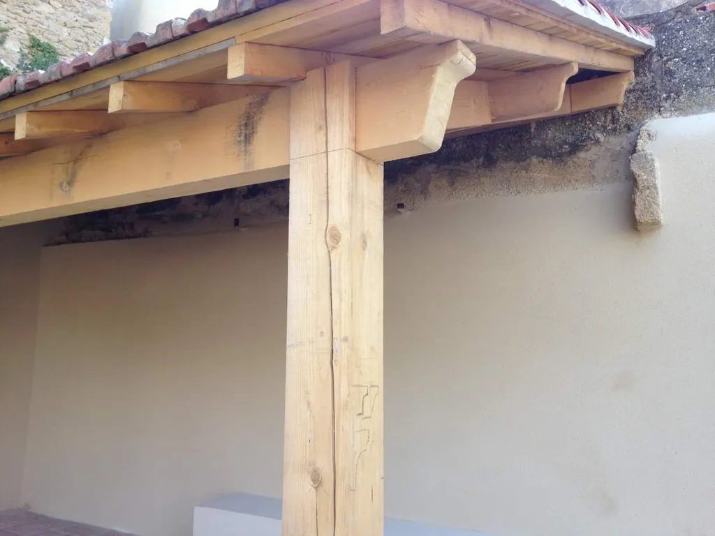 Détail charpente - Création d'un abri de jardin à Salon de Provence