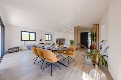 Maison 5 pièce(s) 3 chambre(s) 195 m² Saint Aygulf (83370)