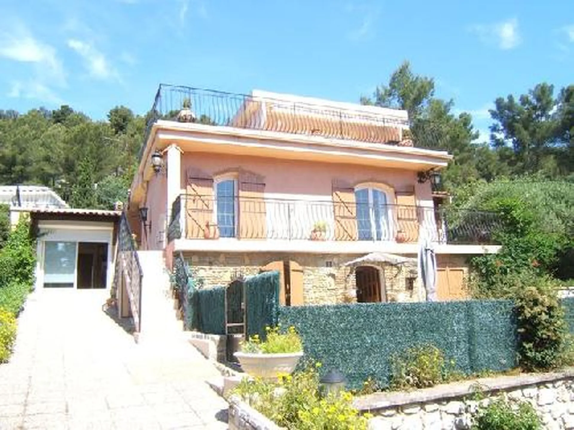 maison carnoux en vente