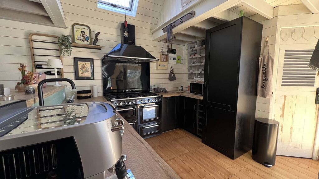 CHARMANT COTTAGE EN BOIS PETIT CAUX